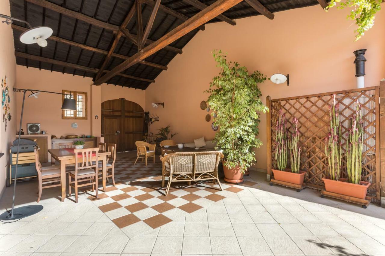 Villa Casa Di Giulietta Cabras Exterior foto