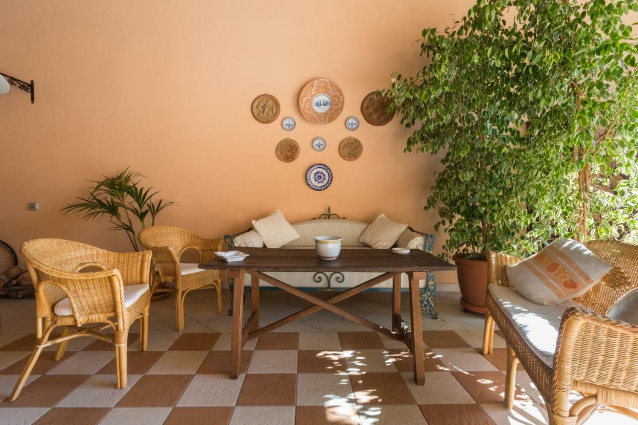 Villa Casa Di Giulietta Cabras Exterior foto